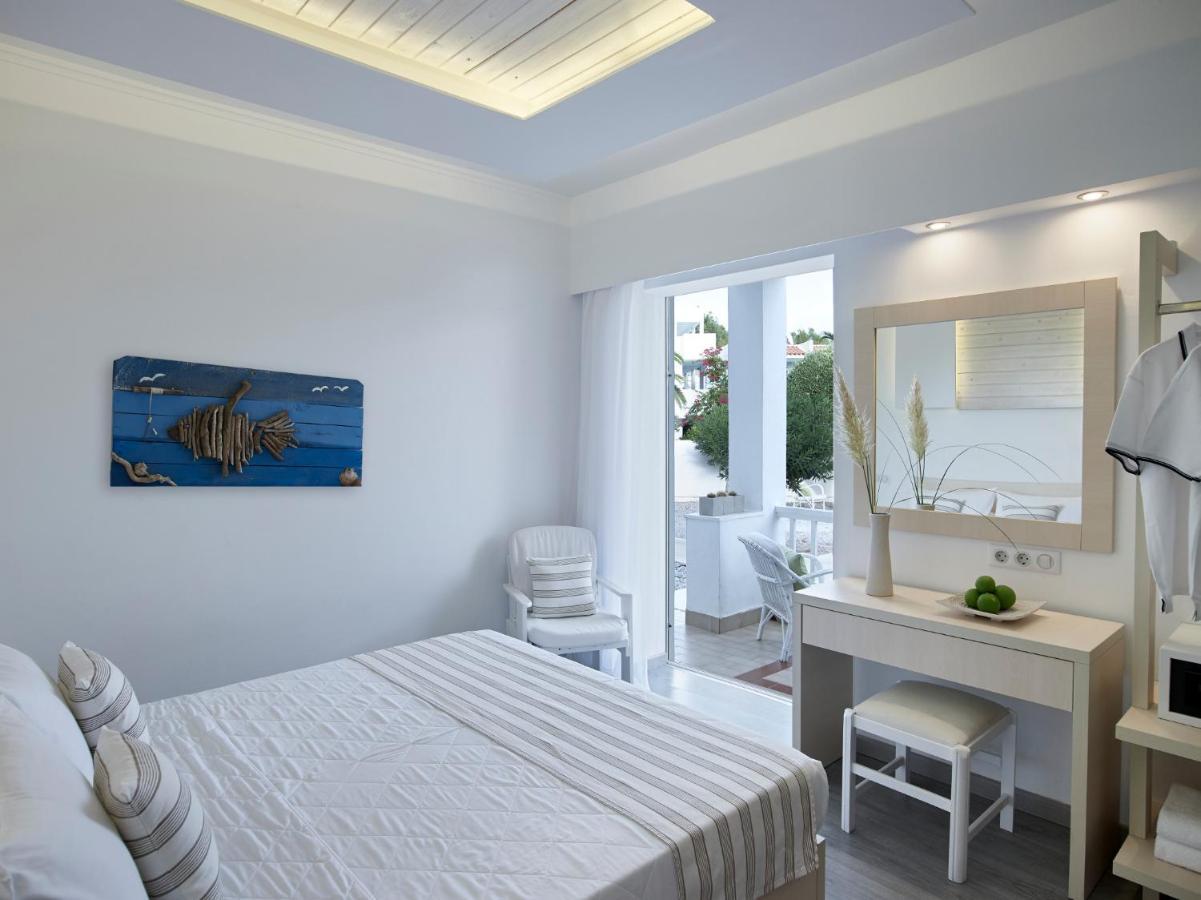 Fito Aqua Bleu Resort Питагорион Экстерьер фото